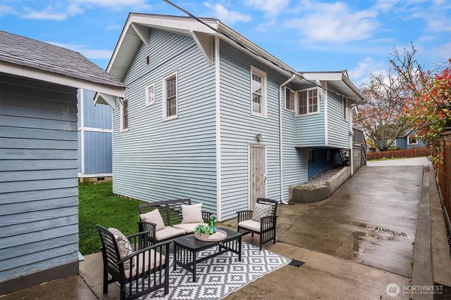 4715 S Orcas Street, Seattle, WA 98118