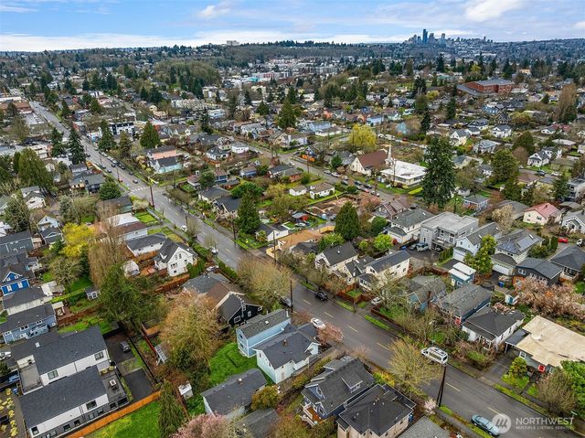 4715 S Orcas Street, Seattle, WA 98118