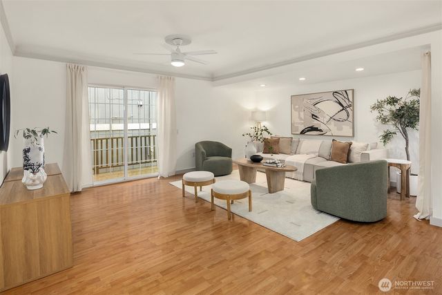 4715 S Orcas Street, Seattle, WA 98118