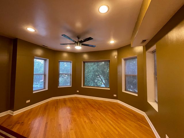 6938 S Dorchester Avenue 2, Chicago, IL 60637