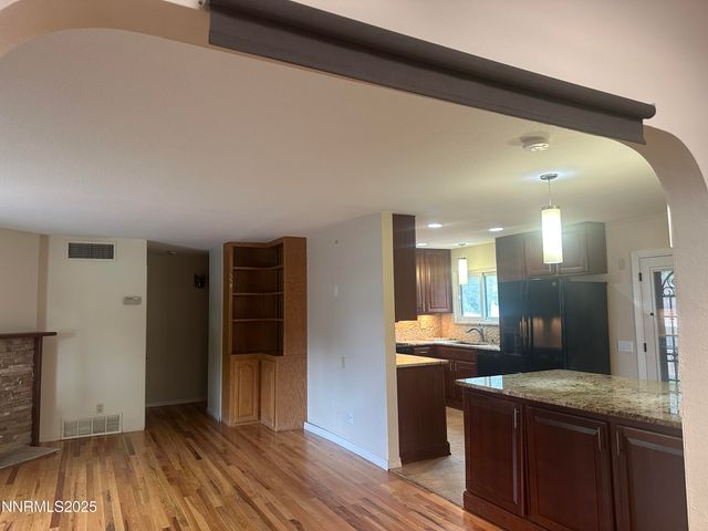 880 Ruby Avenue, Reno, NV 89503