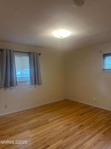 880 Ruby Avenue, Reno, NV 89503