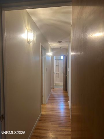 880 Ruby Avenue, Reno, NV 89503