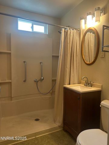 880 Ruby Avenue, Reno, NV 89503