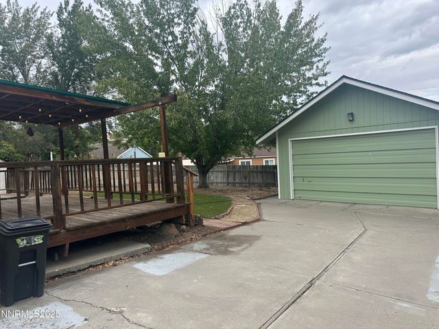 880 Ruby Avenue, Reno, NV 89503