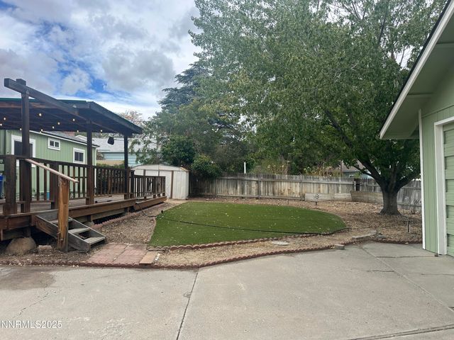 880 Ruby Avenue, Reno, NV 89503