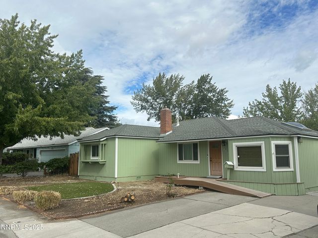 880 Ruby Avenue, Reno, NV 89503