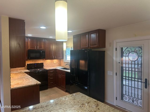 880 Ruby Avenue, Reno, NV 89503