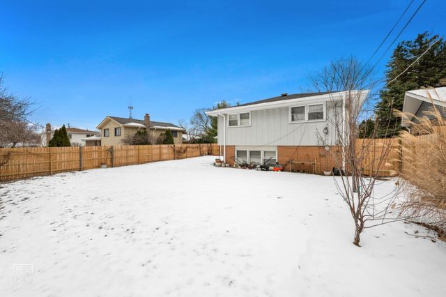 7218 W 110th Place, Worth, IL 60482