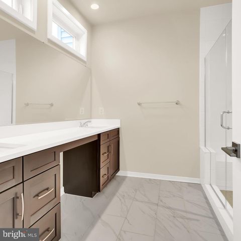 23580 BELVOIR WOODS TER, Ashburn, VA 20148