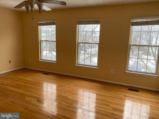 2017 HERITAGE DR, Baltimore, MD 21209