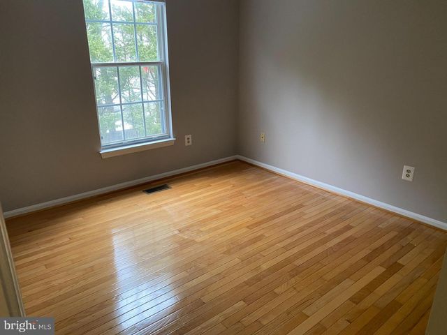 2017 HERITAGE DR, Baltimore, MD 21209