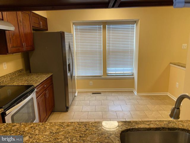 2017 HERITAGE DR, Baltimore, MD 21209