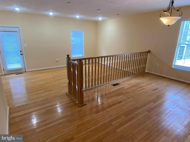 2017 HERITAGE DR, Baltimore, MD 21209