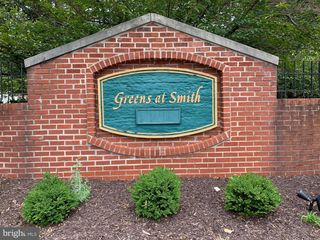 2017 HERITAGE DR, Baltimore, MD 21209