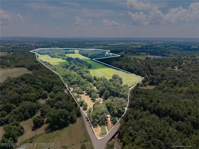 2150 Old Graphic Street, Mulberry, AR 72947