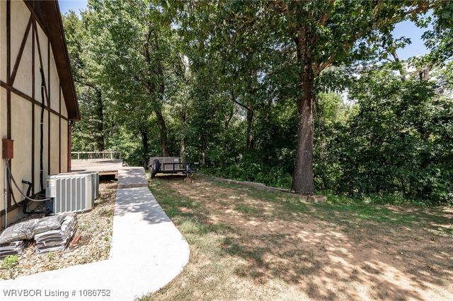 2150 Old Graphic Street, Mulberry, AR 72947