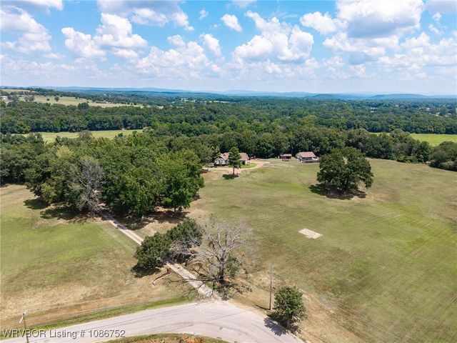 2150 Old Graphic Street, Mulberry, AR 72947