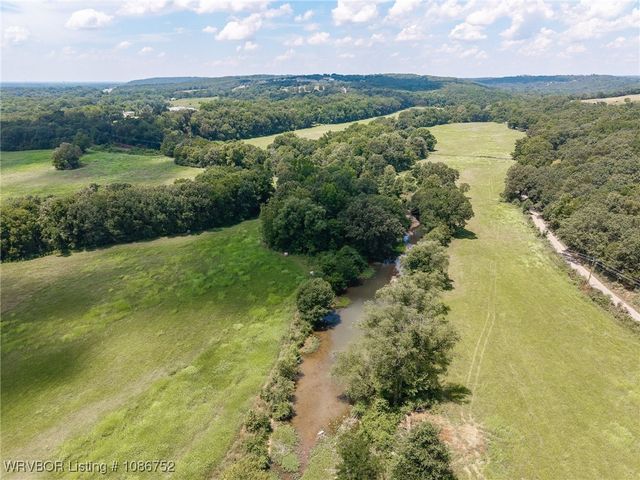 2150 Old Graphic Street, Mulberry, AR 72947
