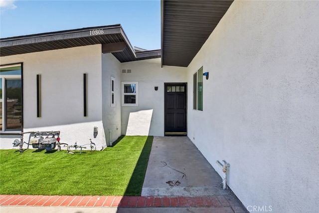 10806 Paso Robles, Granada Hills, CA 91344