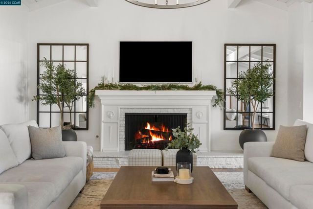 3144 Roundhill Rd, Alamo, CA 94507