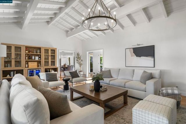 3144 Roundhill Rd, Alamo, CA 94507