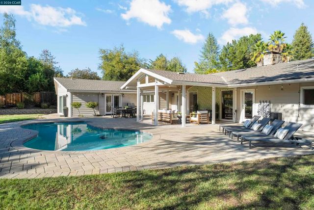 3144 Roundhill Rd, Alamo, CA 94507