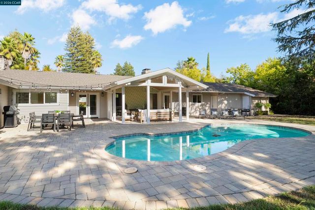 3144 Roundhill Rd, Alamo, CA 94507