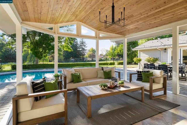 3144 Roundhill Rd, Alamo, CA 94507