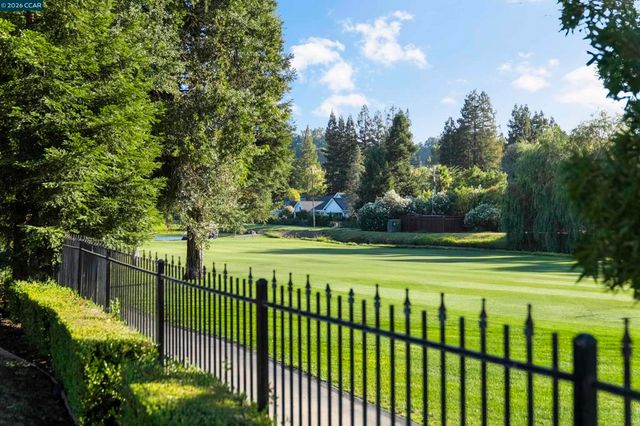 3144 Roundhill Rd, Alamo, CA 94507
