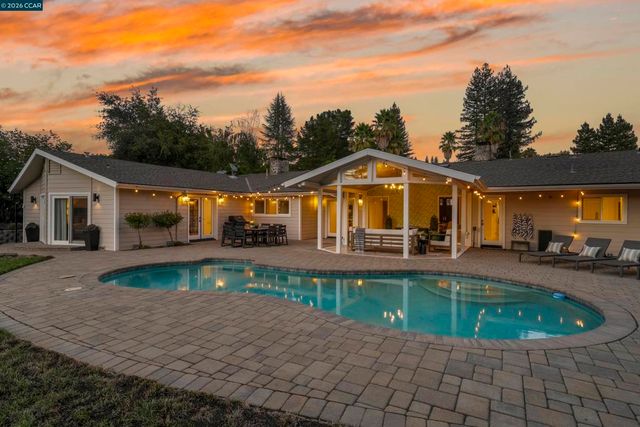 3144 Roundhill Rd, Alamo, CA 94507