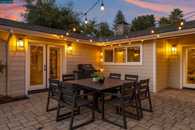 3144 Roundhill Rd, Alamo, CA 94507