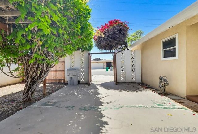8464 LAKE GABY AVE., San Diego, CA 92119