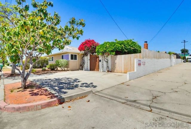 8464 LAKE GABY AVE., San Diego, CA 92119
