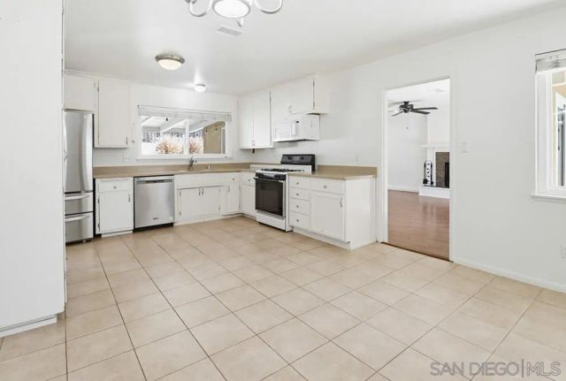 8464 LAKE GABY AVE., San Diego, CA 92119