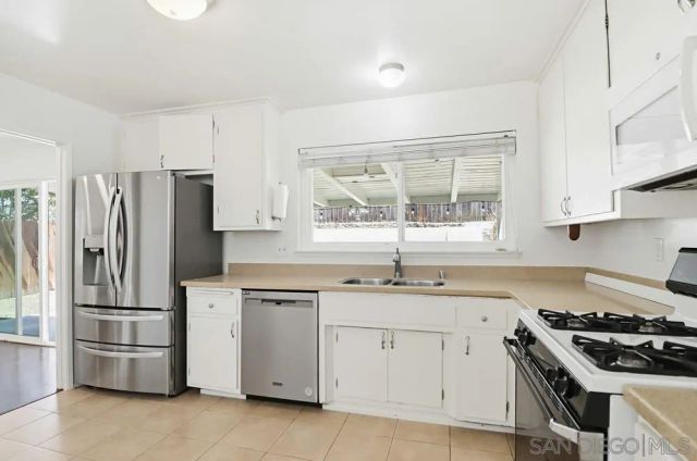 8464 LAKE GABY AVE., San Diego, CA 92119