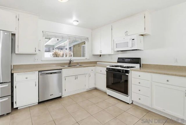 8464 LAKE GABY AVE., San Diego, CA 92119