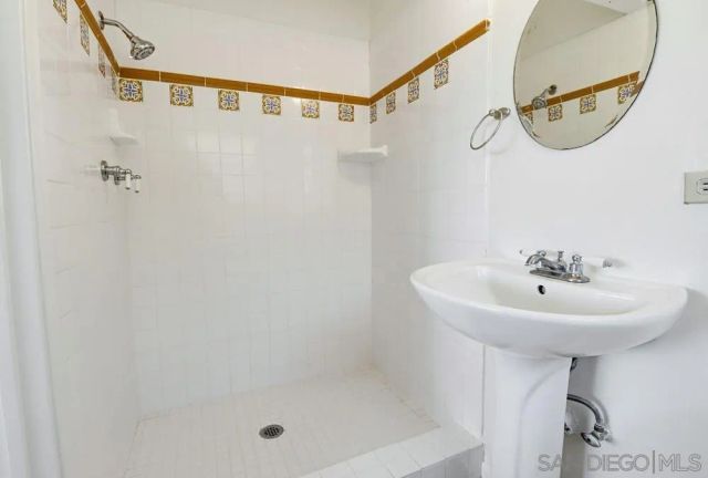 8464 LAKE GABY AVE., San Diego, CA 92119