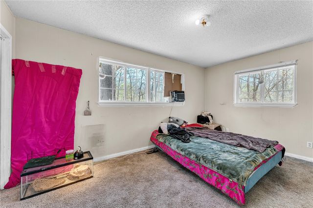 2 Hindon Lane, Bella Vista, AR 72715