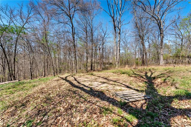 2 Hindon Lane, Bella Vista, AR 72715