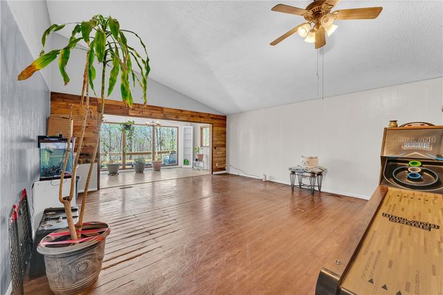 2 Hindon Lane, Bella Vista, AR 72715