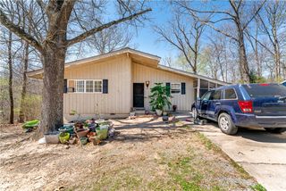 2 Hindon Lane, Bella Vista, AR 72715