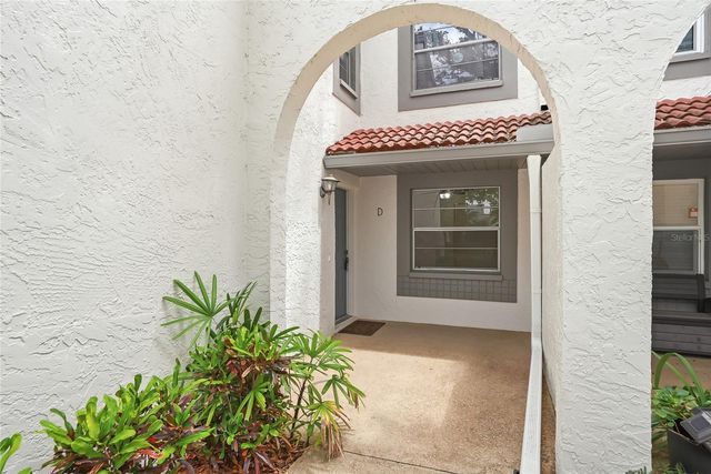 500 SANTA CRUZ PLACE NE D, St Petersburg, FL 33703