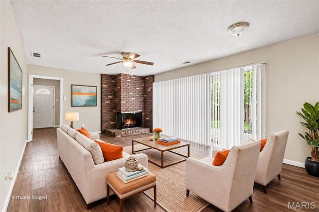 670 Brookstone Drive, Florissant, MO 63033