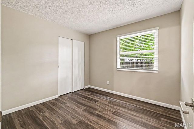 670 Brookstone Drive, Florissant, MO 63033