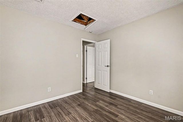 670 Brookstone Drive, Florissant, MO 63033