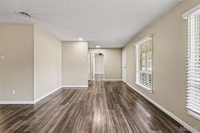 670 Brookstone Drive, Florissant, MO 63033