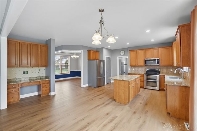 9279 Maxwells Crossing, Clearcreek Twp, OH 45458