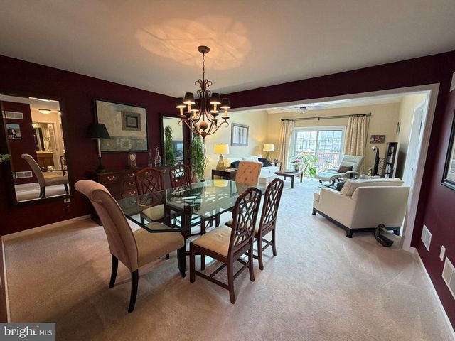 4245 ROTH FARM VILLAGE CIR, Mechanicsburg, PA 17050