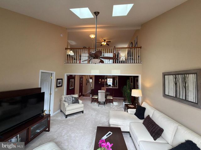 4245 ROTH FARM VILLAGE CIR, Mechanicsburg, PA 17050